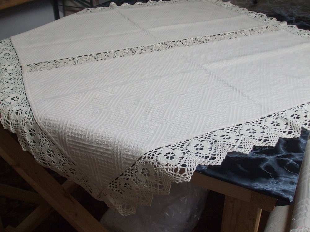 Tablecloth16