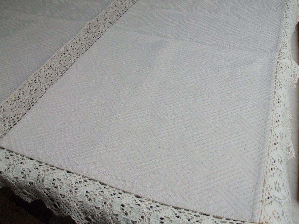 Tablecloth17